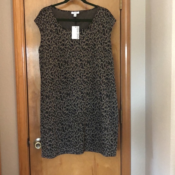 Nine West Dresses & Skirts - Women’s XXL sleeveless light medium weight leopard sweater dress